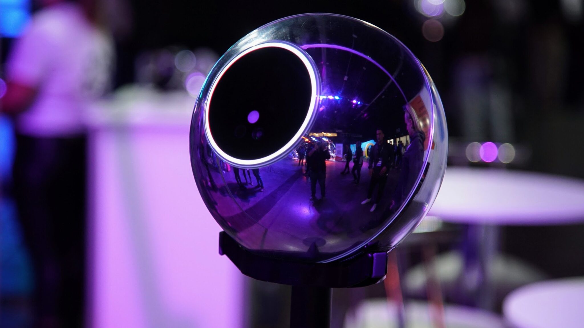 Worldcoin: la criptomoneda que escanea tu ojo y divide al mundo